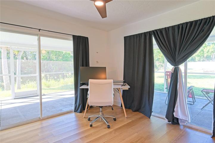 Flex Room/Bonus Room also connect with porch