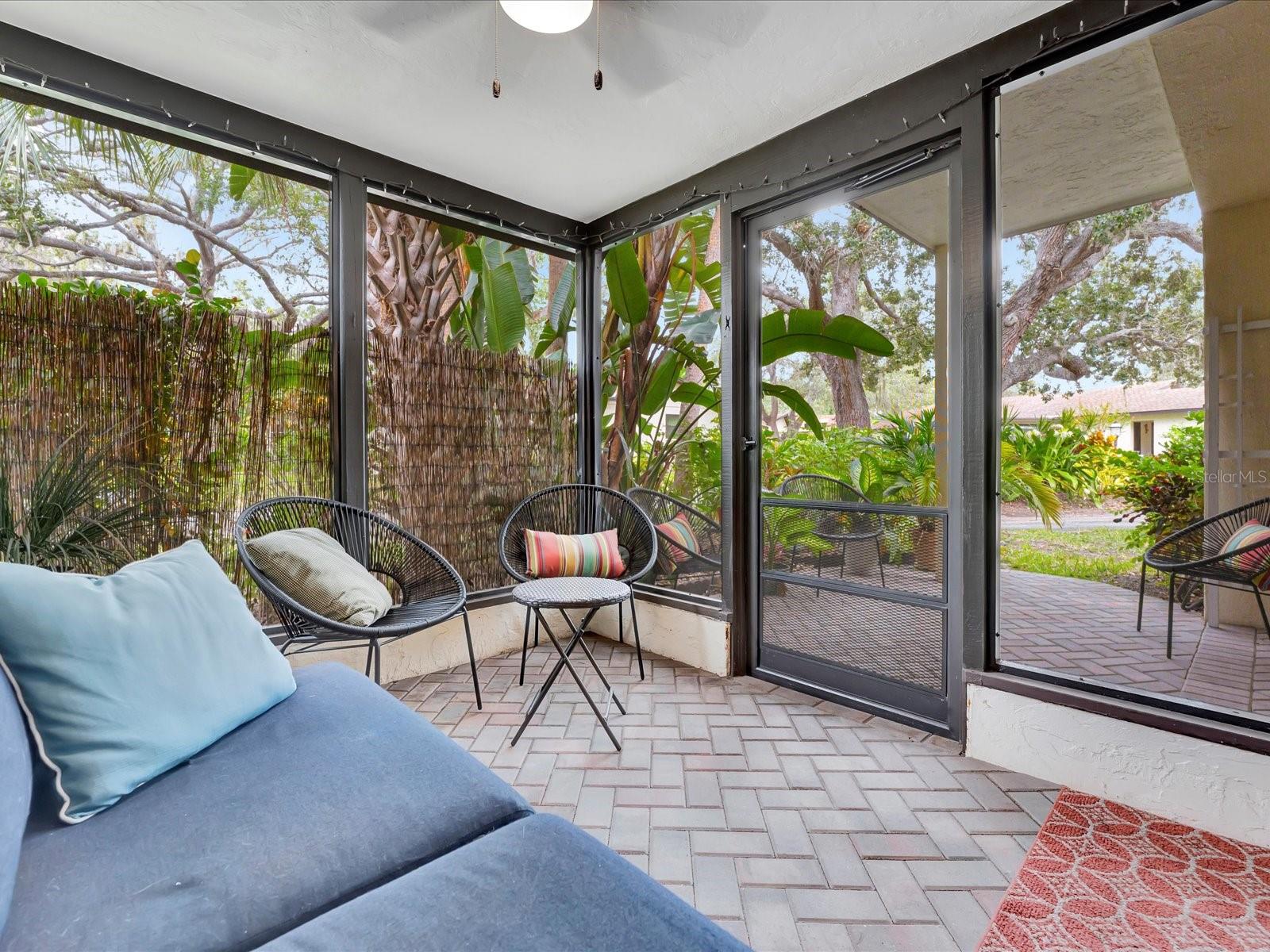 Covered enclosed lanai