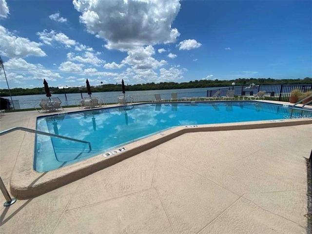 Windrush pool