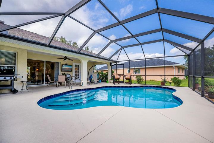 nicely-sized pool deck area