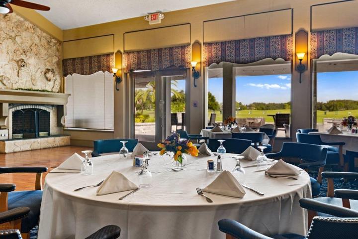 River Wilderness Country Club Restaurant and Bar