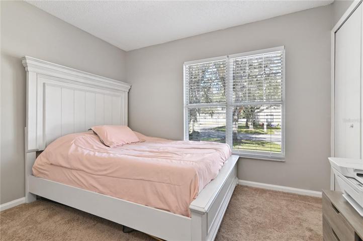 2nd bedroom with closet