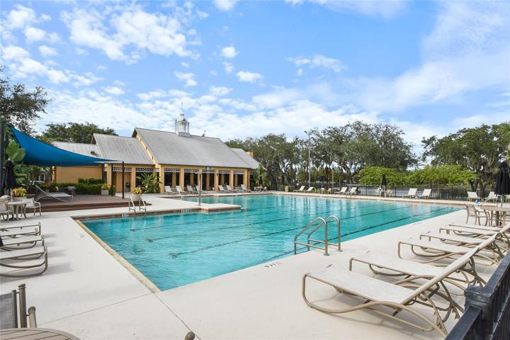 Huge lap pool for your exercise or pleasure, meet up with friends and bring the entire family to enjoy.