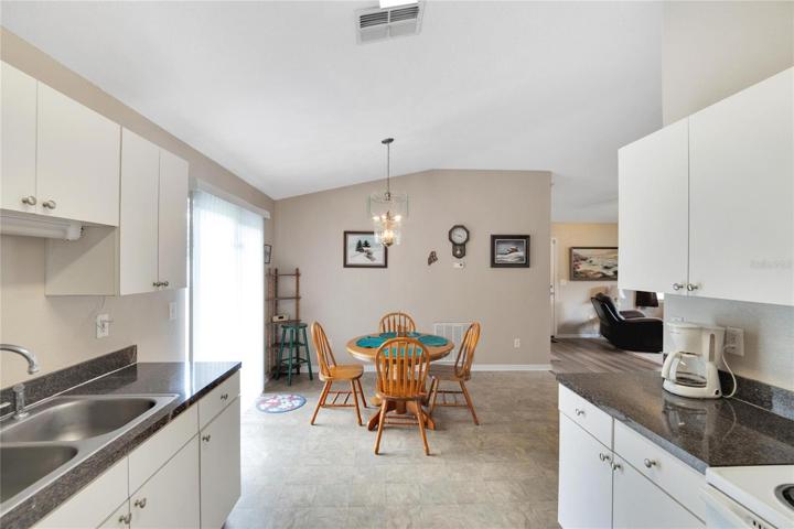 Kitchen/Dining