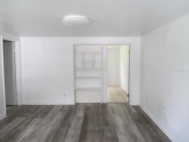 B unit living room