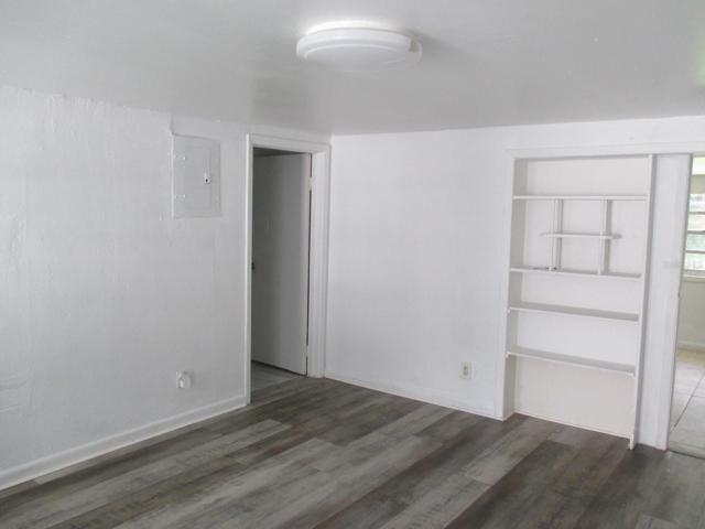 B unit living room