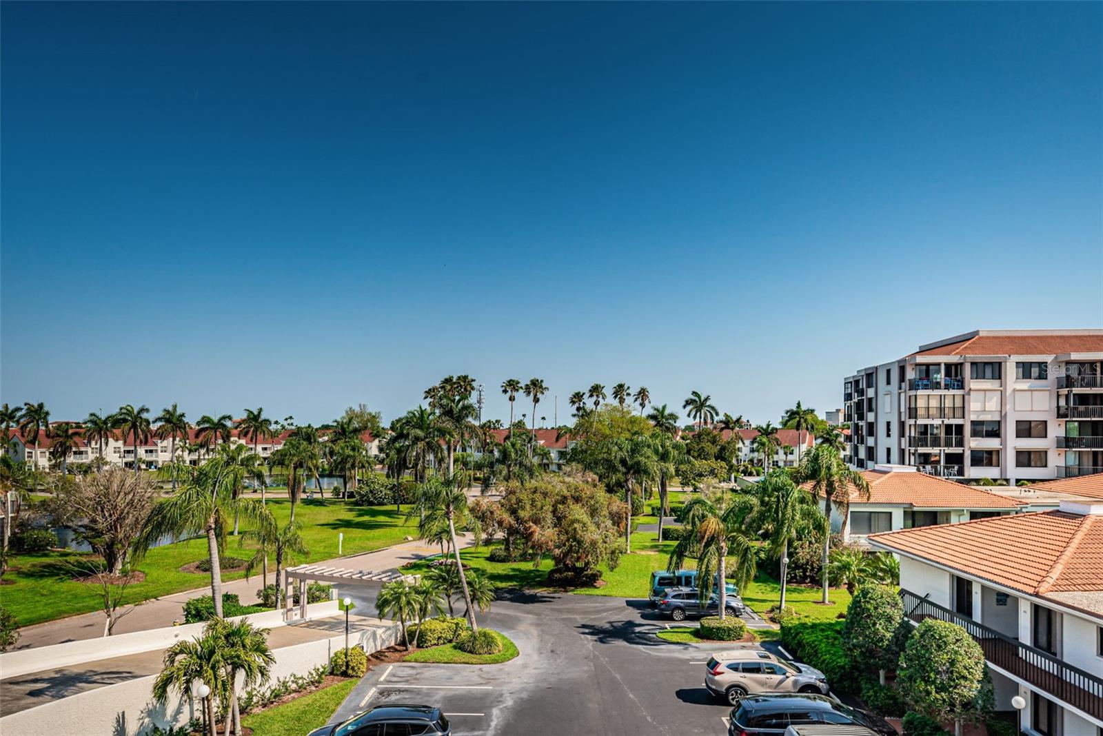 St Petersburg, Florida 33715, 1 Bedroom Bedrooms, 0 ,2 BathroomsBathrooms,Residential Lease,For Rent,BAHIA DEL MAR,0,U8217631