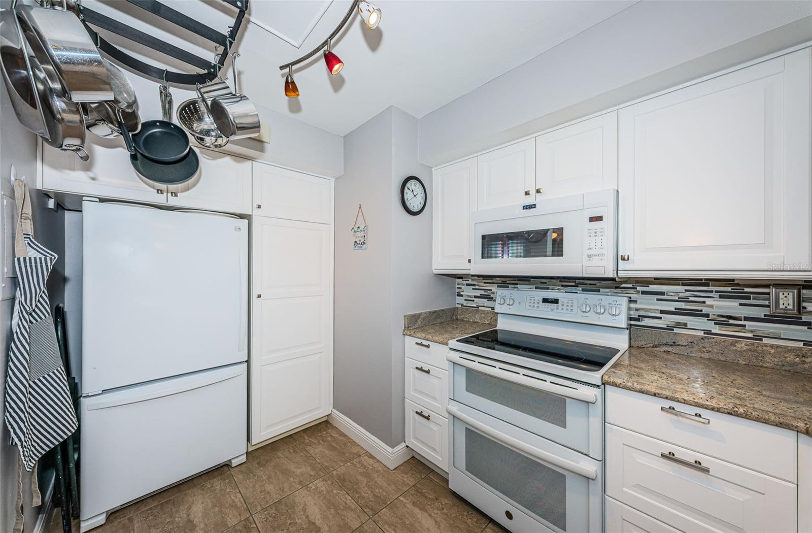 St Petersburg, Florida 33715, 1 Bedroom Bedrooms, 0 ,2 BathroomsBathrooms,Residential Lease,For Rent,BAHIA DEL MAR,0,U8217631