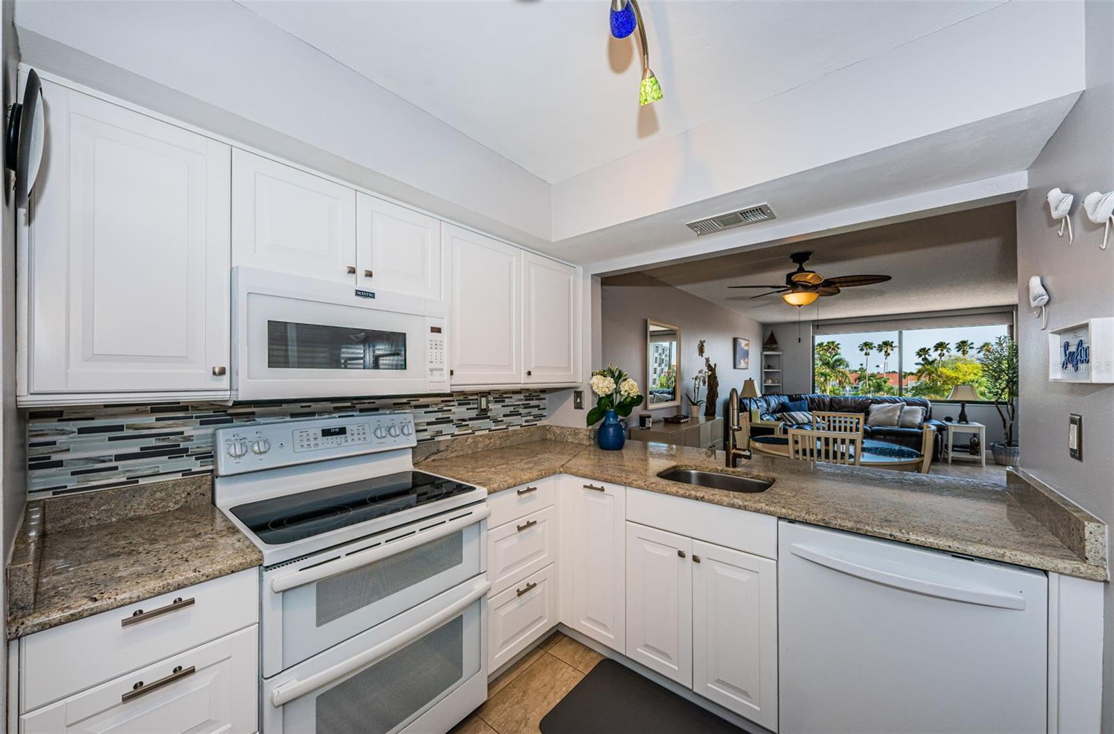 St Petersburg, Florida 33715, 1 Bedroom Bedrooms, 0 ,2 BathroomsBathrooms,Residential Lease,For Rent,BAHIA DEL MAR,0,U8217631