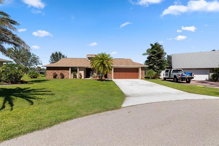 Ample room in the front yard for cars.