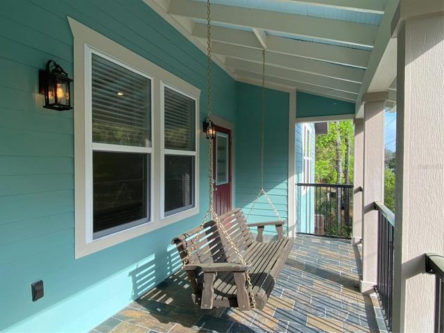 Balcony/Porch