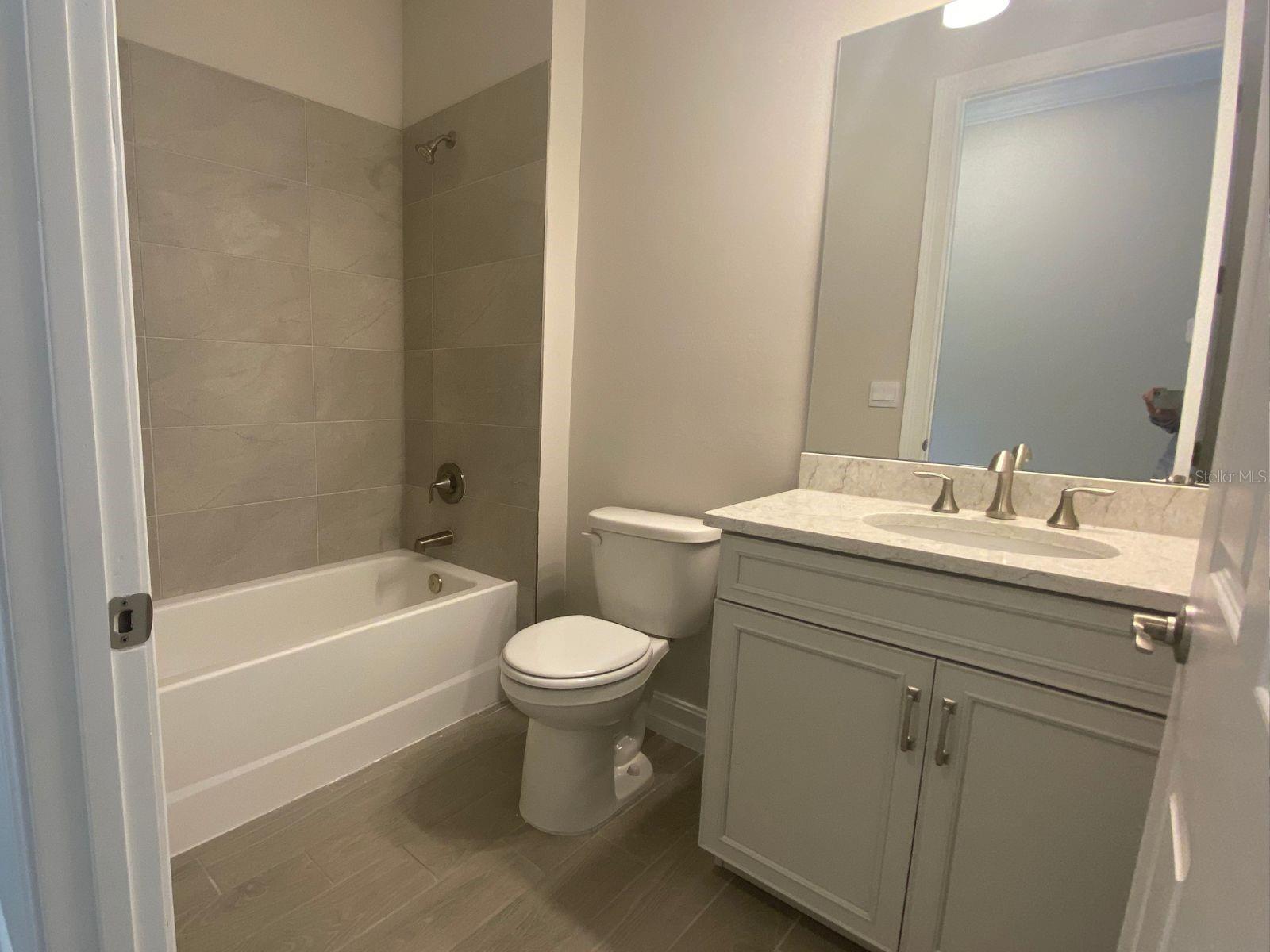 2nd Bathroom