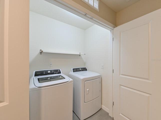 Laundry Closet - Upstairs