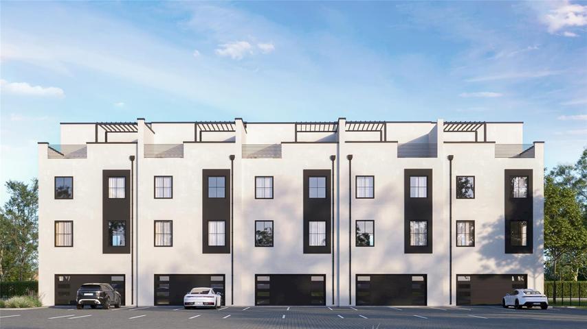 REar Exterior of 5 Unit Bldg