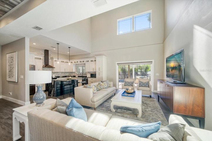 Living Room/Kitchen