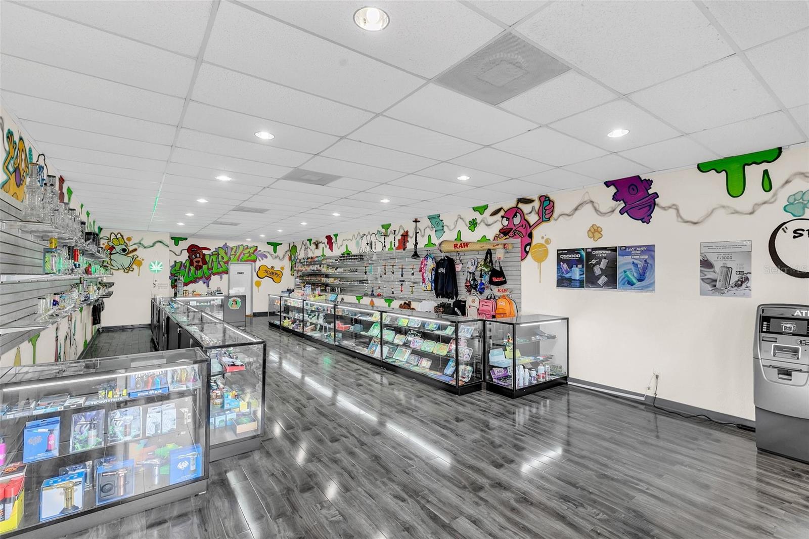 Front Left entrance to Shop Floor