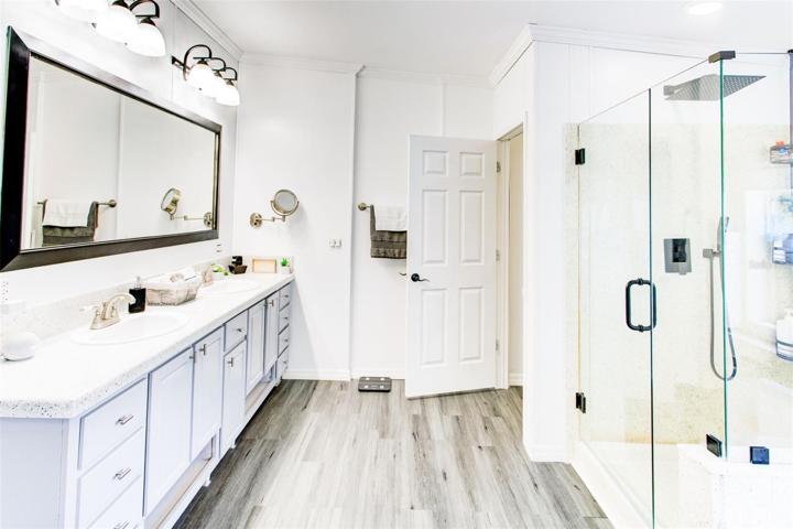 Master Bathroom.