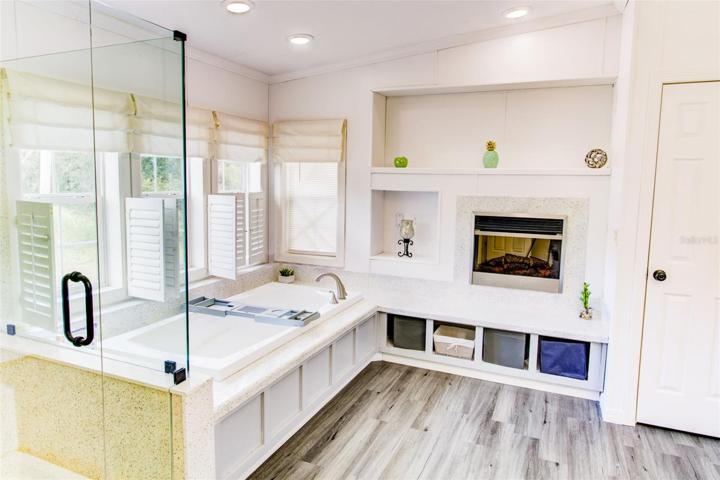 Master Bathroom.