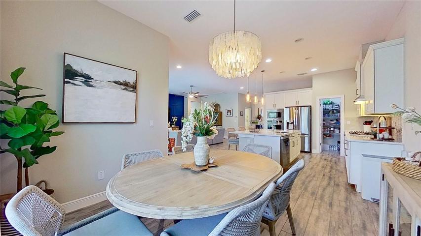 Kitchen eating space