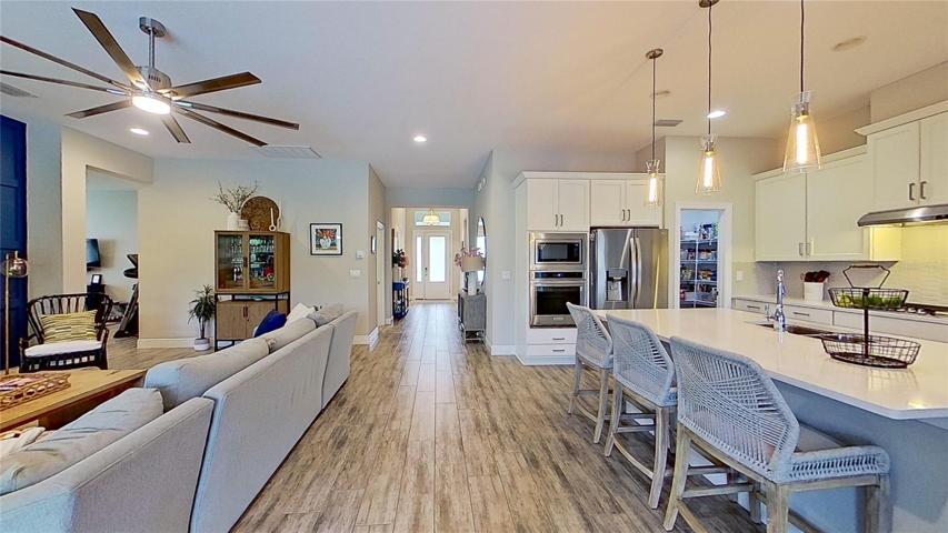 Great room kitchen combo