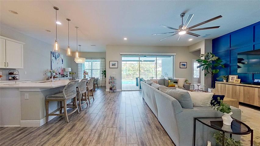 Great room kitchen combo
