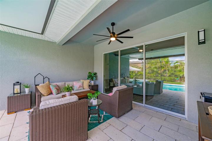 Under cover lanai seating