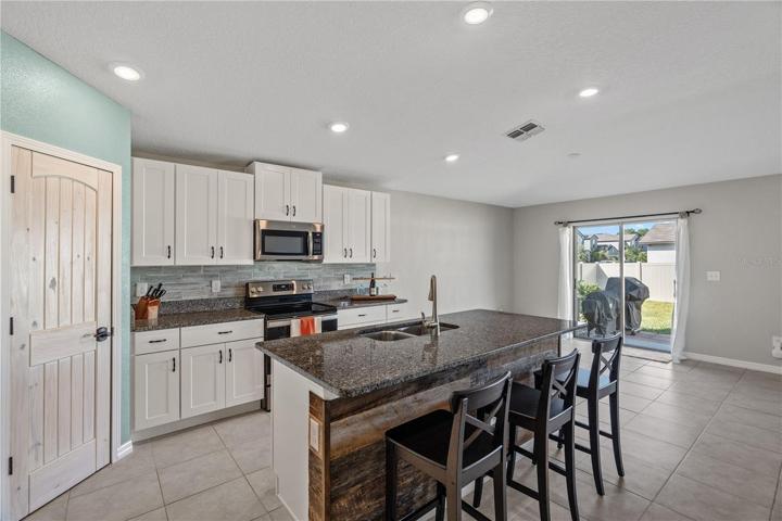 Kitchen Alt View