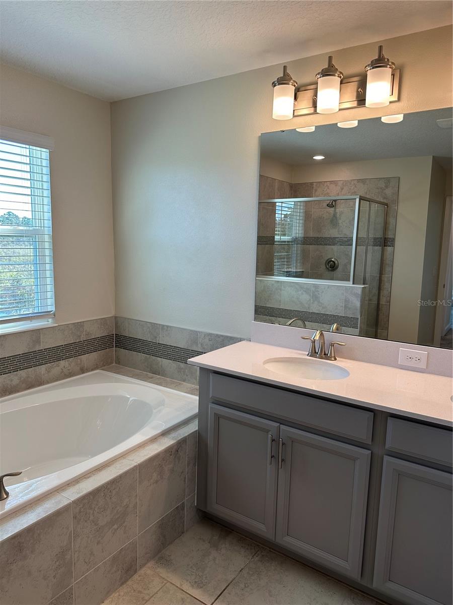 2nd Floor Master Bath