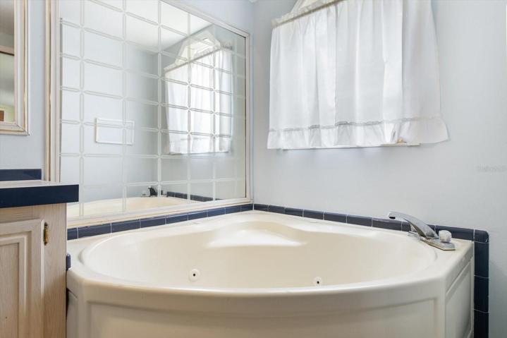 Jetted tub in primary ensuite