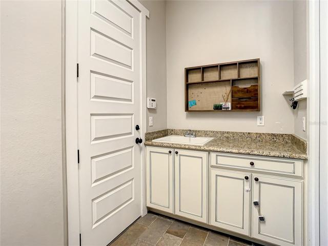 Laundry/Mud Room