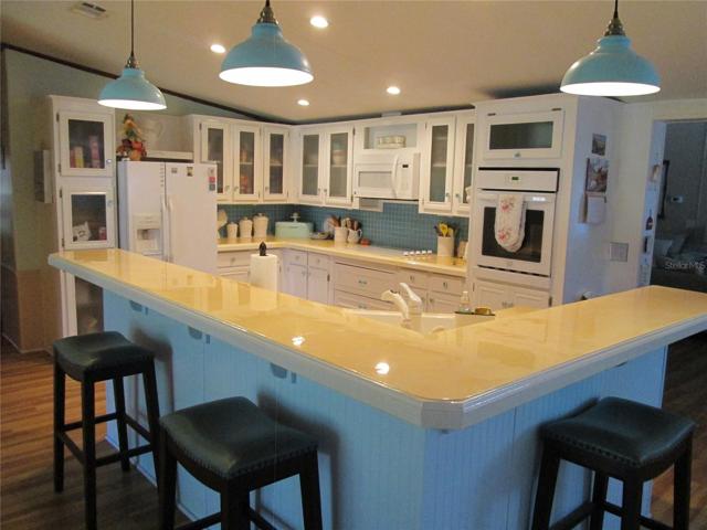 Kitchen with center island