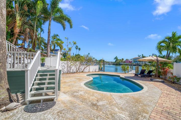 Pool to intracoastal views are mesmerizing.