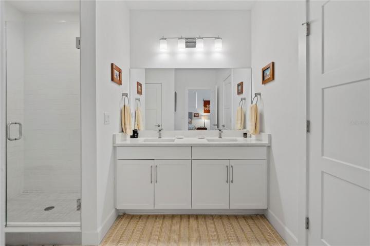 Primary en suite