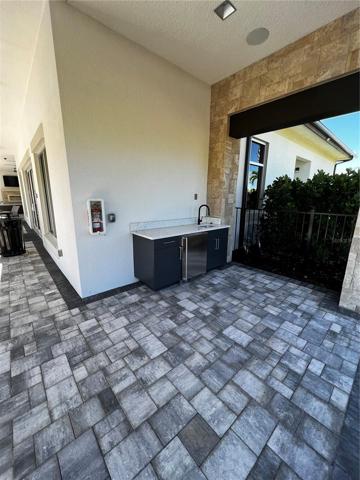 Outdoor Kitchen