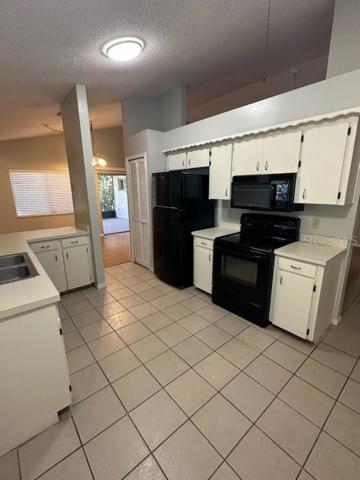Kitchen Right