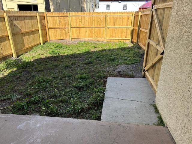 New wood fence