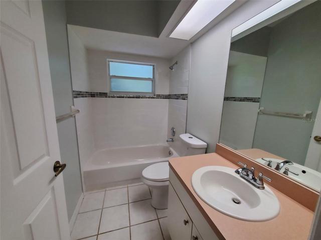 2nd bathroom