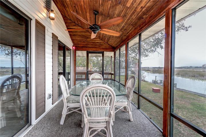 screened balcony