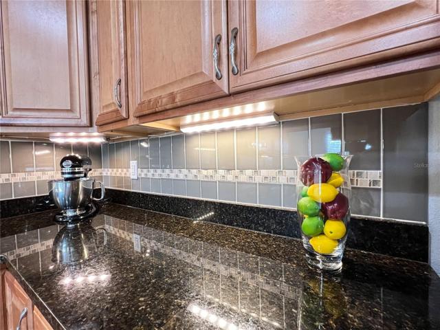 Kitchen undercounter lighting and Backsplah