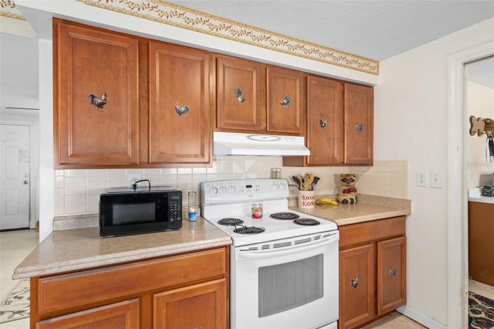 Kitchen with Newer Cabinets