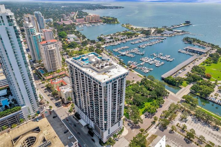 Bayfront Tower, the b1est location in downtown