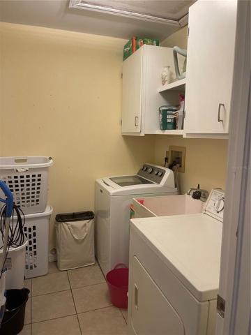 Laundry Room with cabinets
