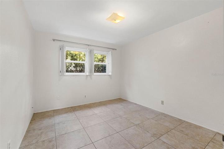 Downstairs unit - bedroom 2