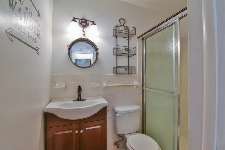 4th bedroom bathroom