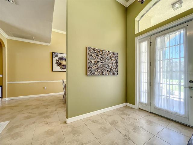 Foyer/Dining Room