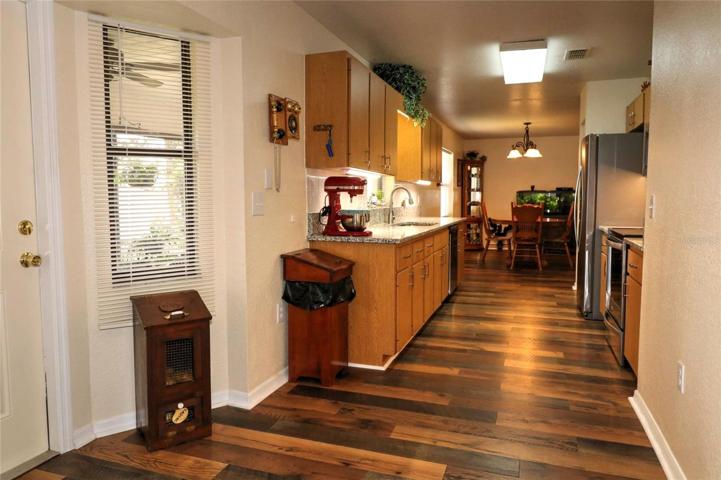 plus room for additional table or storage!