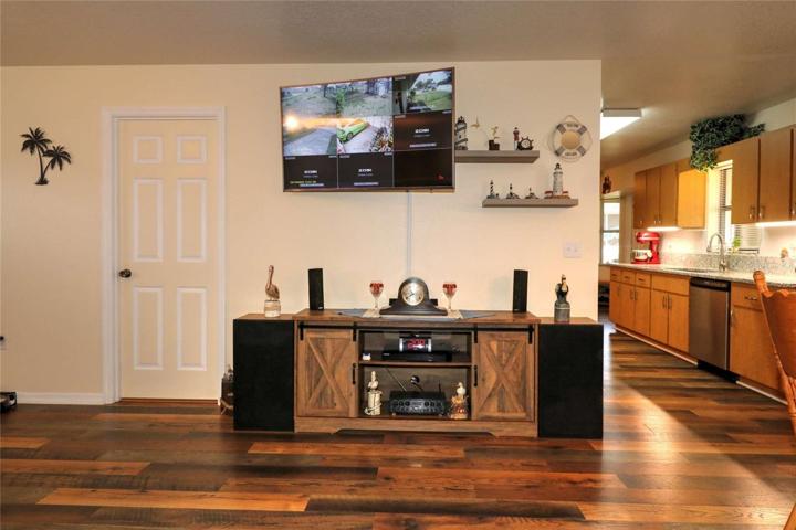 and space for all your furnishings.