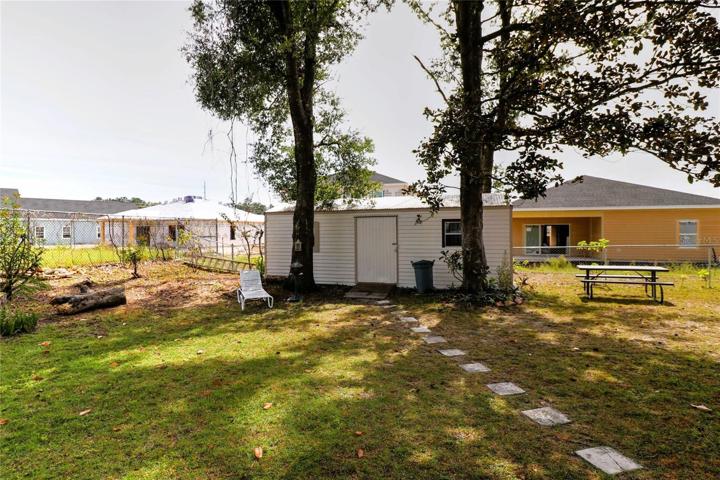to large storage/workshop!!