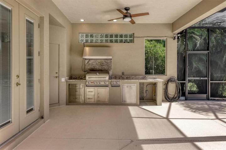 Outdoor kitchen