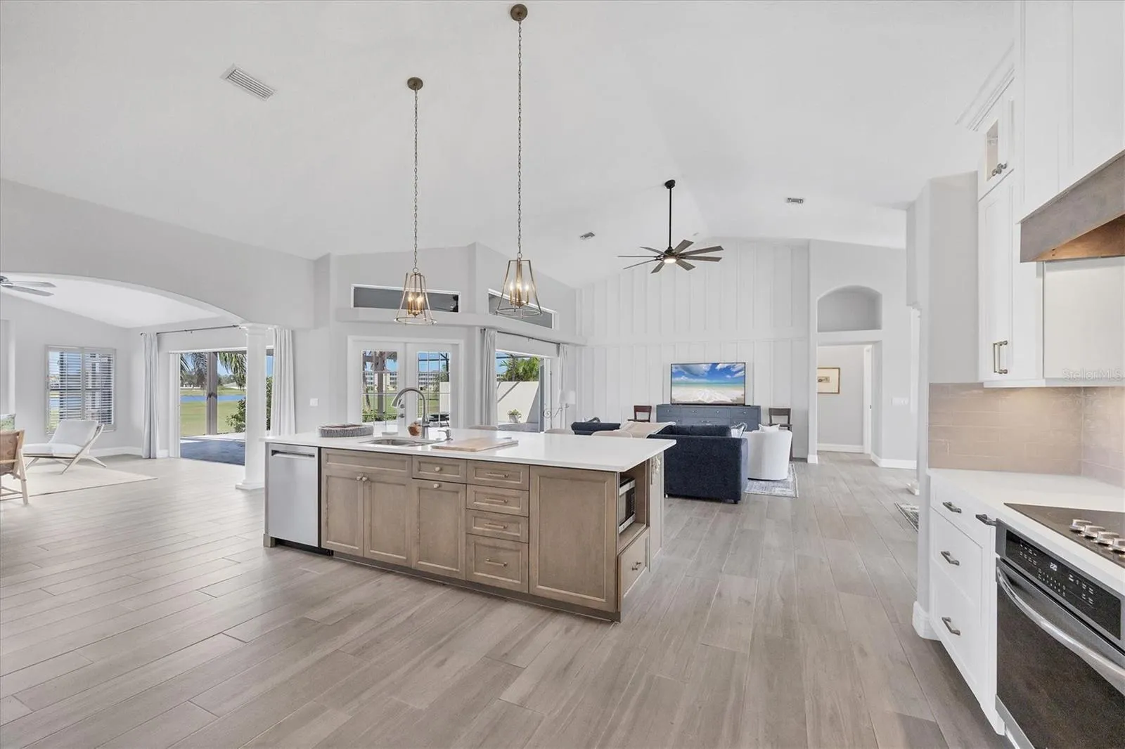 Placida, Florida 33946, 4 Bedrooms Bedrooms, 0 ,4 BathroomsBathrooms,Residential,For Sale,CORAL CREEK,0,D6132982